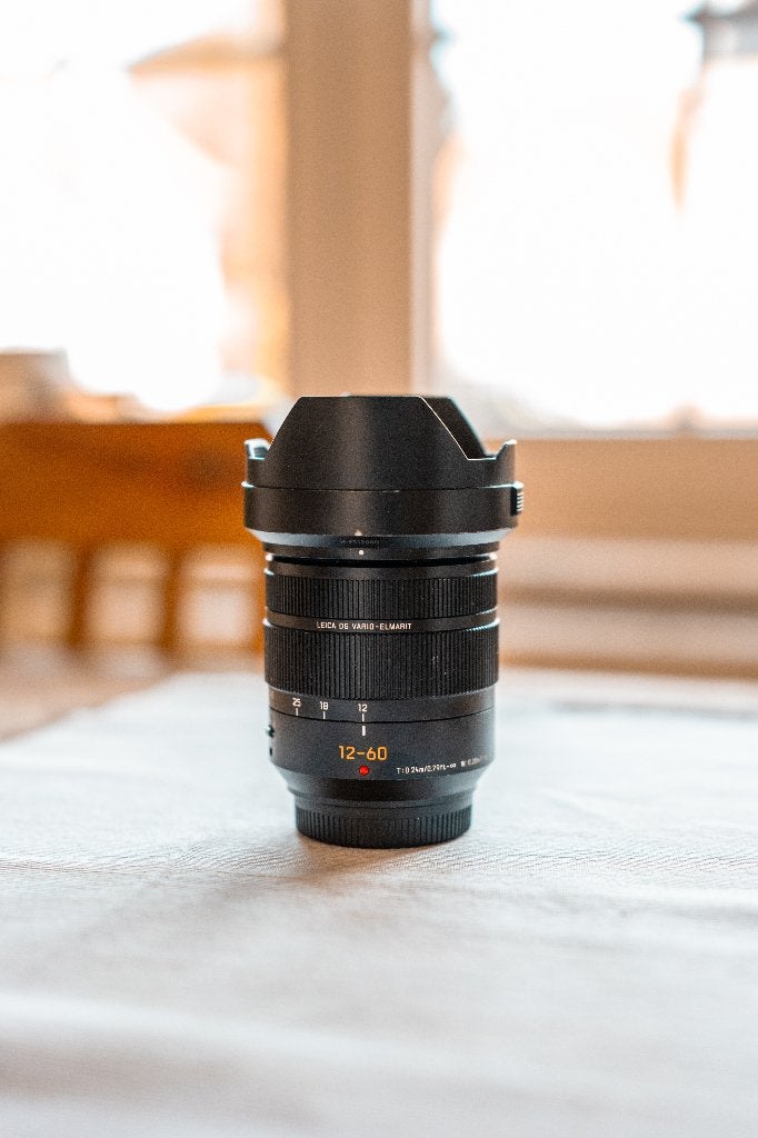 Leica 12-60mm f/2.8-4 Panasonic Lumix  Micro 4/3, Ophalen of Verzenden, Zo goed als nieuw, Leica, Standaardlens