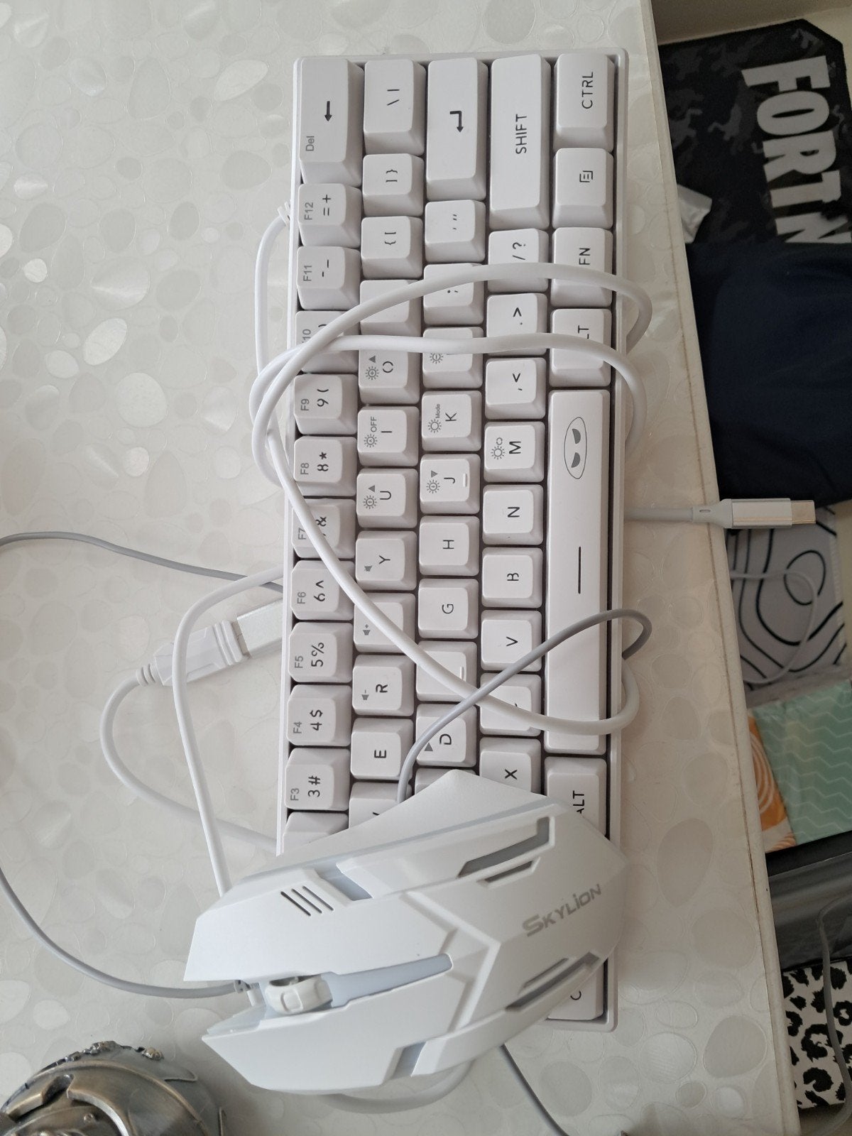 Gaming mouse and keyboard, Computers en Software, Toetsenborden, Ophalen