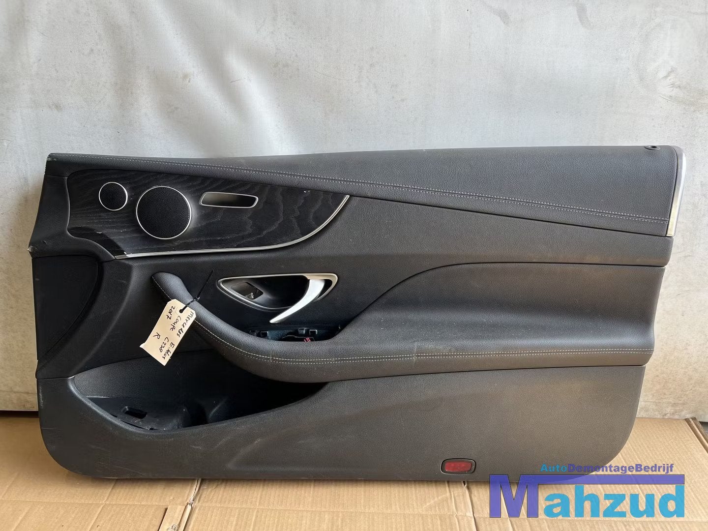 MERCEDES E KLASSE COUPE C238 Rechts deur Deurpaneel 2016-hed, Gebruikt, Mercedes-Benz AG, Mercedes-Benz, Mercedesstrasse 120
70372  Stuttgart, DE