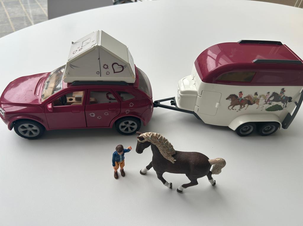 Schleich: auto met paardentrailer, Ophalen, Zo goed als nieuw