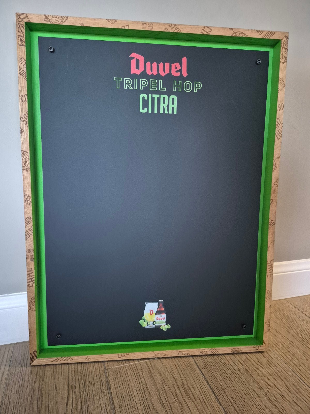Duvel krijtbord, Enlèvement, Duvel