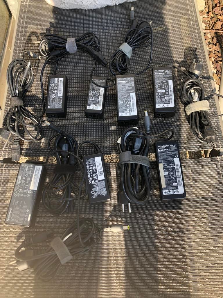 8 opladers laptops HP DELL LENOVO, Computers en Software, Ophalen of Verzenden, Zo goed als nieuw