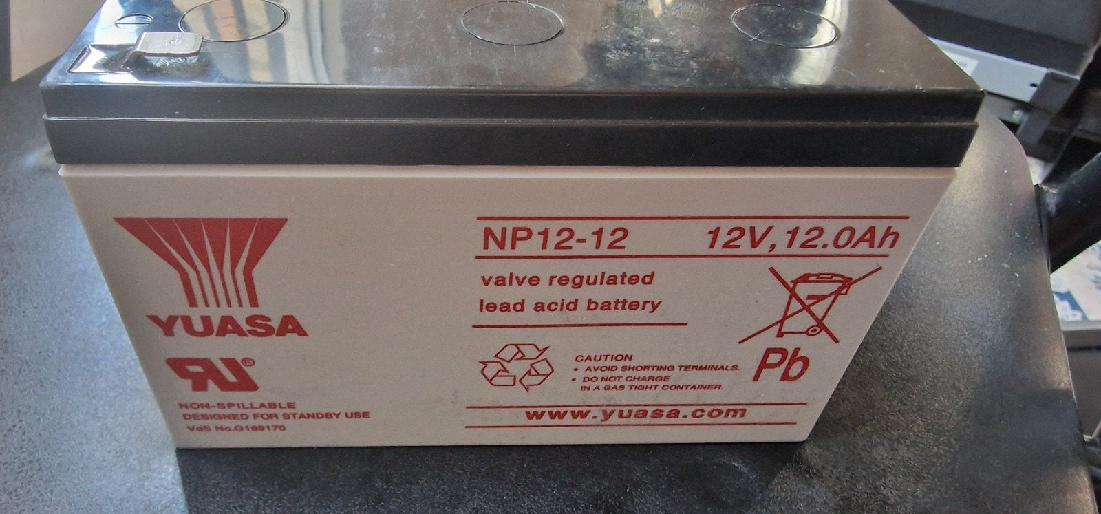Batterij nooit gebruikt.