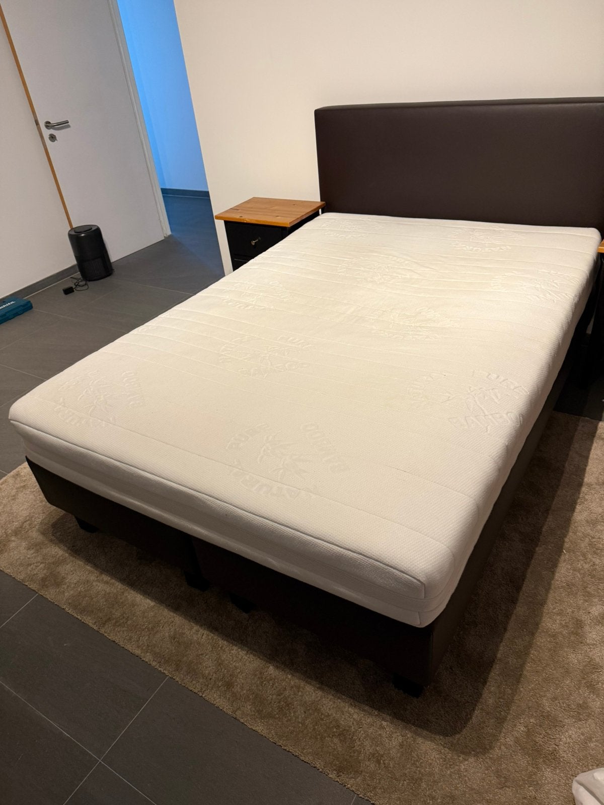 Boxspring 140x200, Maison & Meubles, Chambre à coucher | Lits boxsprings, Enlèvement, Comme neuf