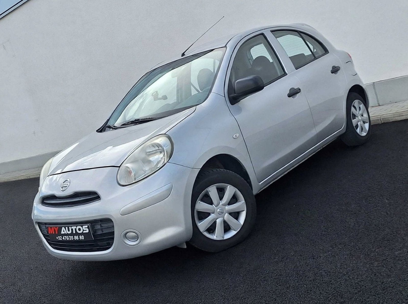 Nissan Micra 1.2i 5portes Airco 115.000km Carnet Euro5✅️, Auto's, Voorwielaandrijving, Stof, Zwart, 4 cilinders