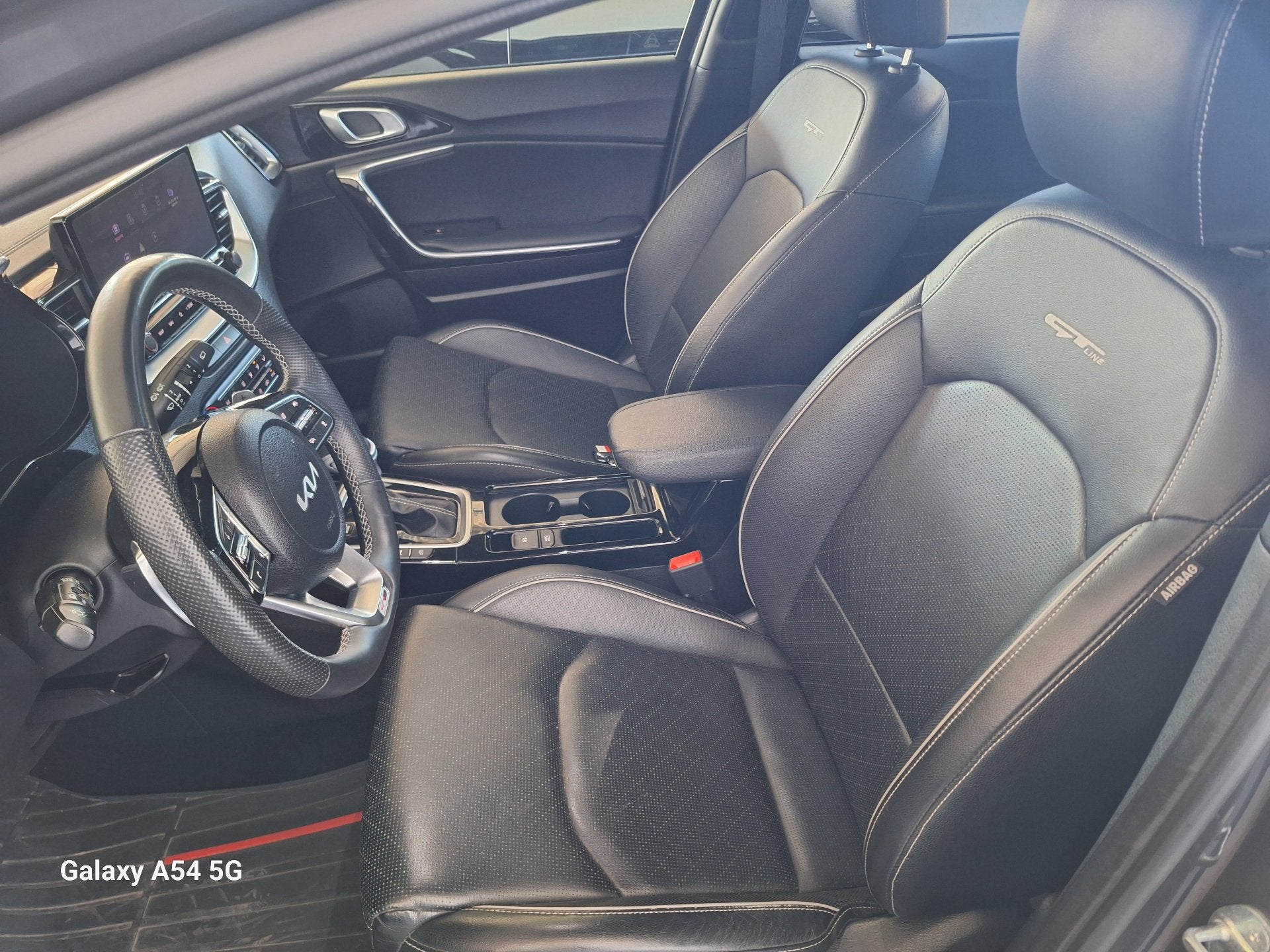 Kia ProCeed GT-LINE 1.5T 7DCT - LEZ VALID 2035 - AUTOMATIC -, Autos, Cuir, Argent ou Gris, Achat, Commande vocale