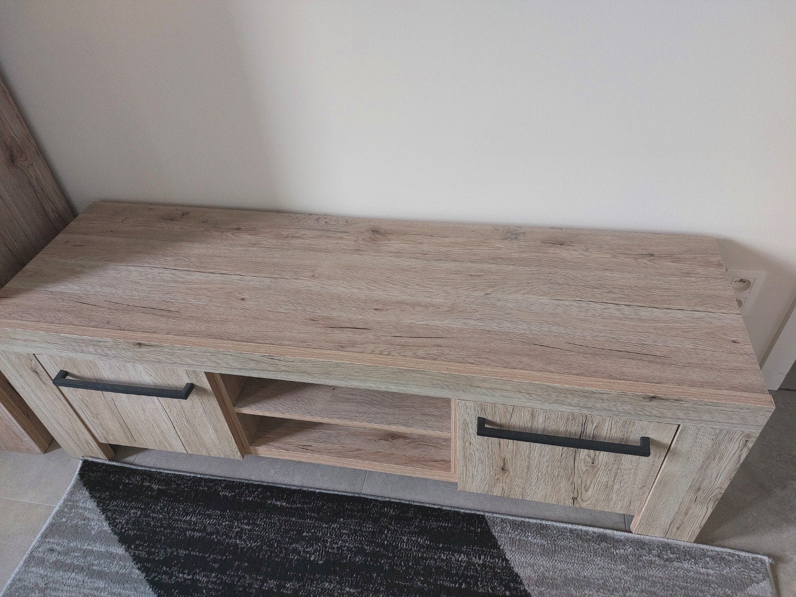 Tv kast, Enlèvement