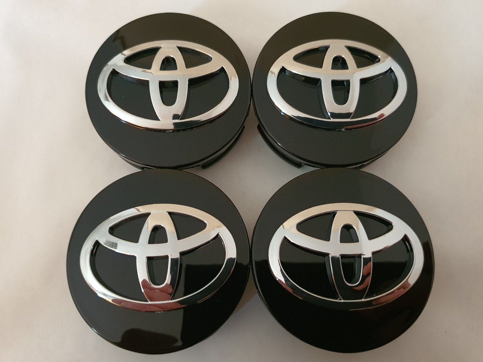 Toyota wieldoppen 62 mm 60 mm zwart of zilver, Ophalen of Verzenden, Nieuw