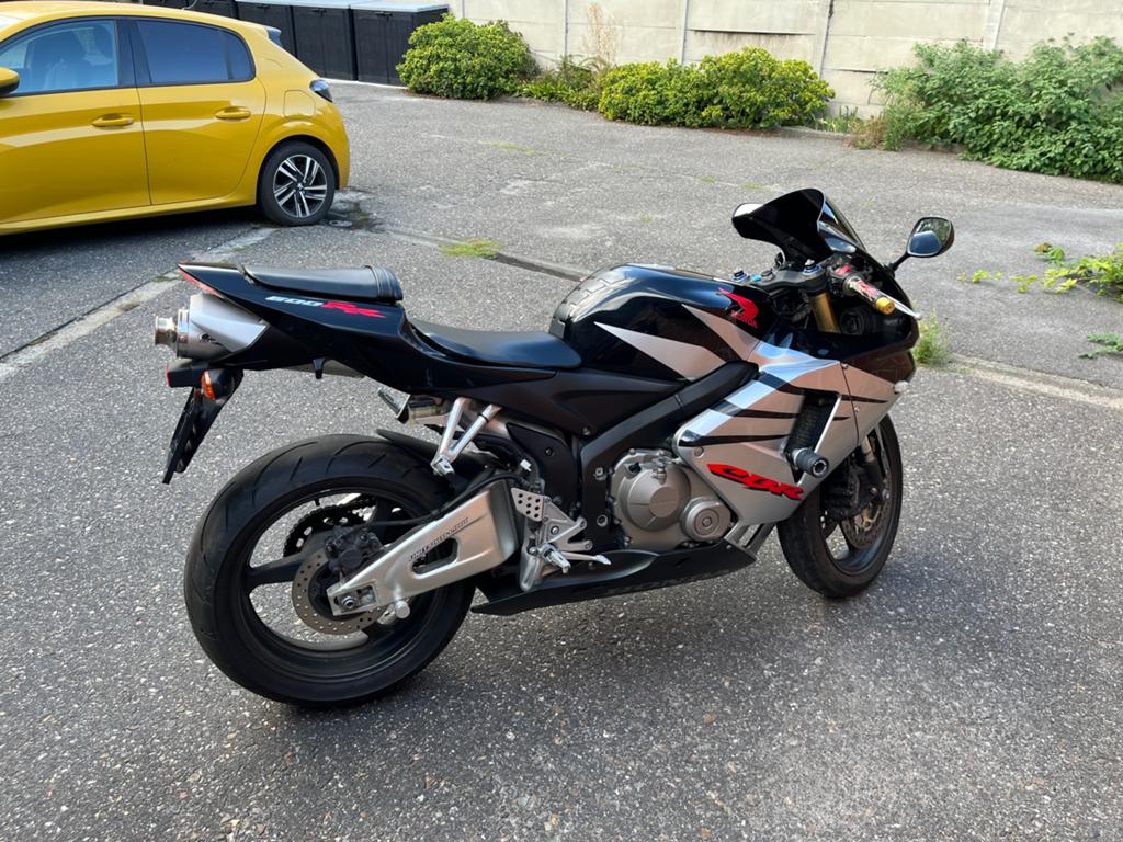 Honda cbr 600rr, Motoren, Motoren | Honda, 4 cilinders, Motorrijbewijs A, Meer dan 35 kW, Handgeschakeld