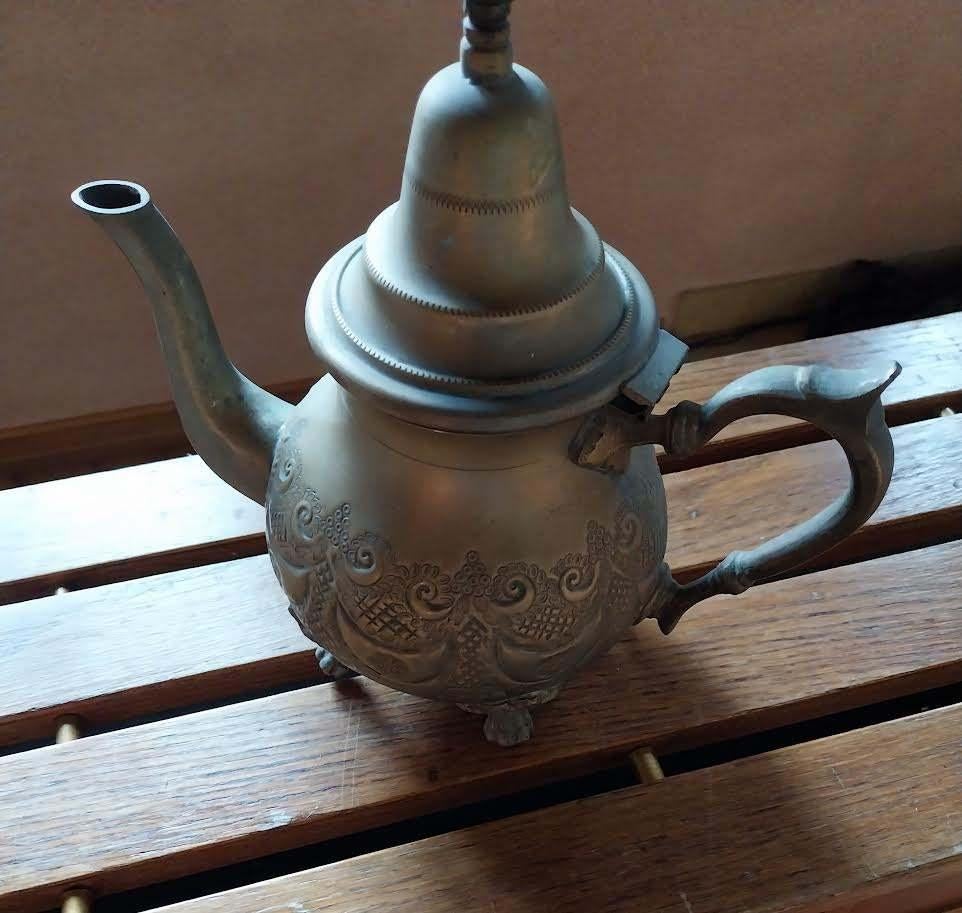 théière ancienne en bronze, Antiquités & Art, Enlèvement ou Envoi, Bronze