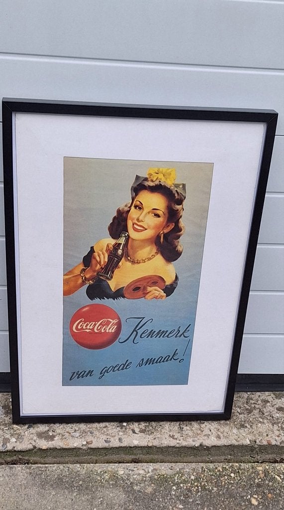 Coca Cola poster, authentieke herdruk van de oorlogsposter., Ophalen, Gebruikt, Reclamebord