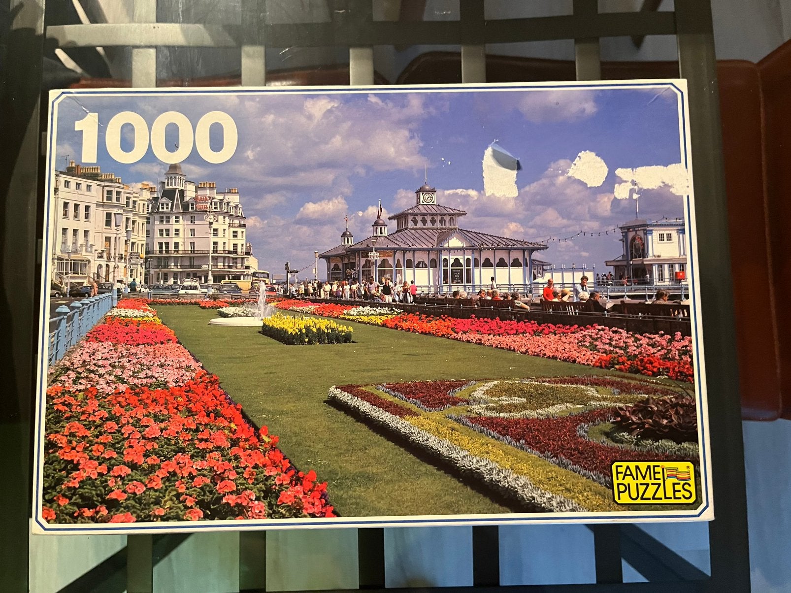 Nieuwe puzzel (1000 stukjes), Hobby en Vrije tijd, Ophalen, Zo goed als nieuw