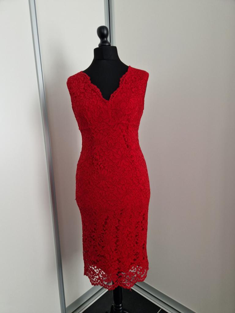 Robe classique, col V, dentelle, rouge, Tatiana Silva, 40, Taille 38/40 (M), Enlèvement ou Envoi, Robe de cocktail, Lolaliza