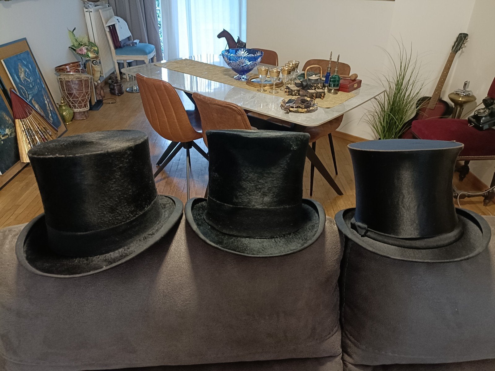 3 chapeaux B.BASILE BRUXELLES LONDRES 1912.1 pliant claque, Antiquités & Art, Enlèvement ou Envoi