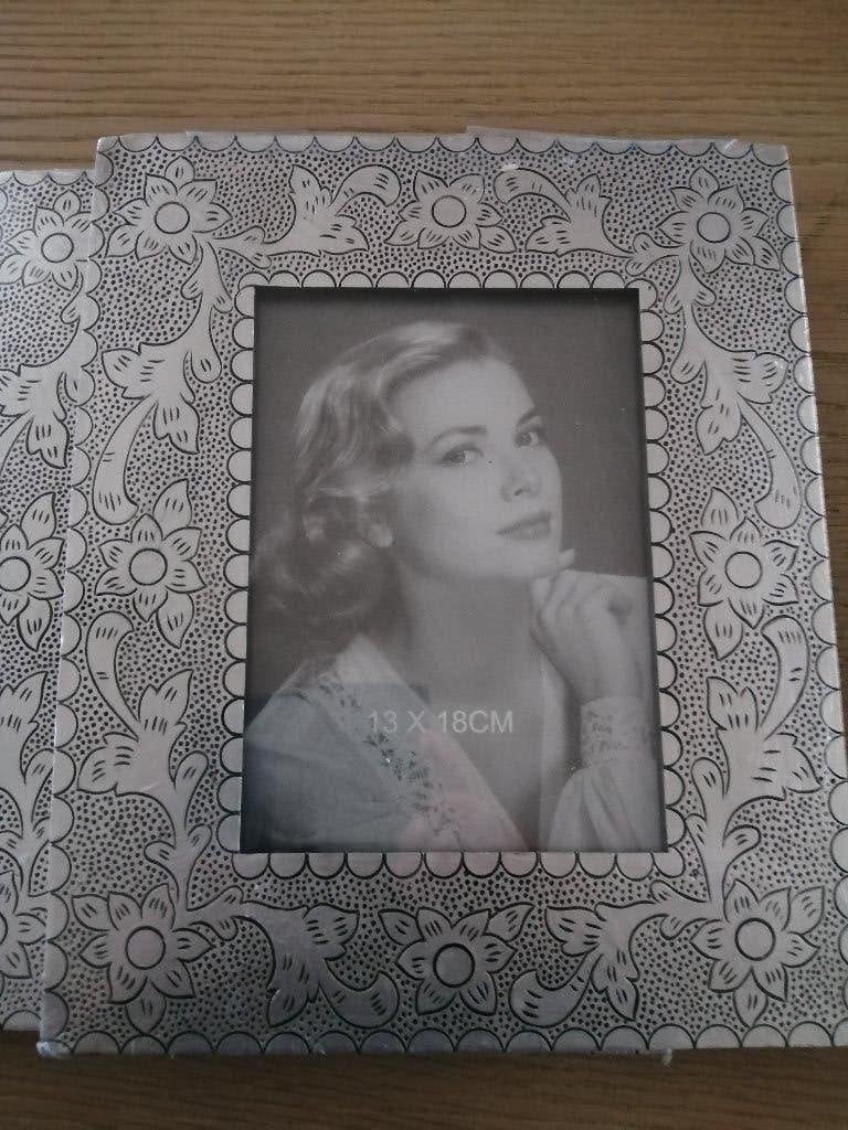 NIEUWE foto kaders nog in de verpakking, Met glas, Nieuw, Ophalen of Verzenden, Fotolijst