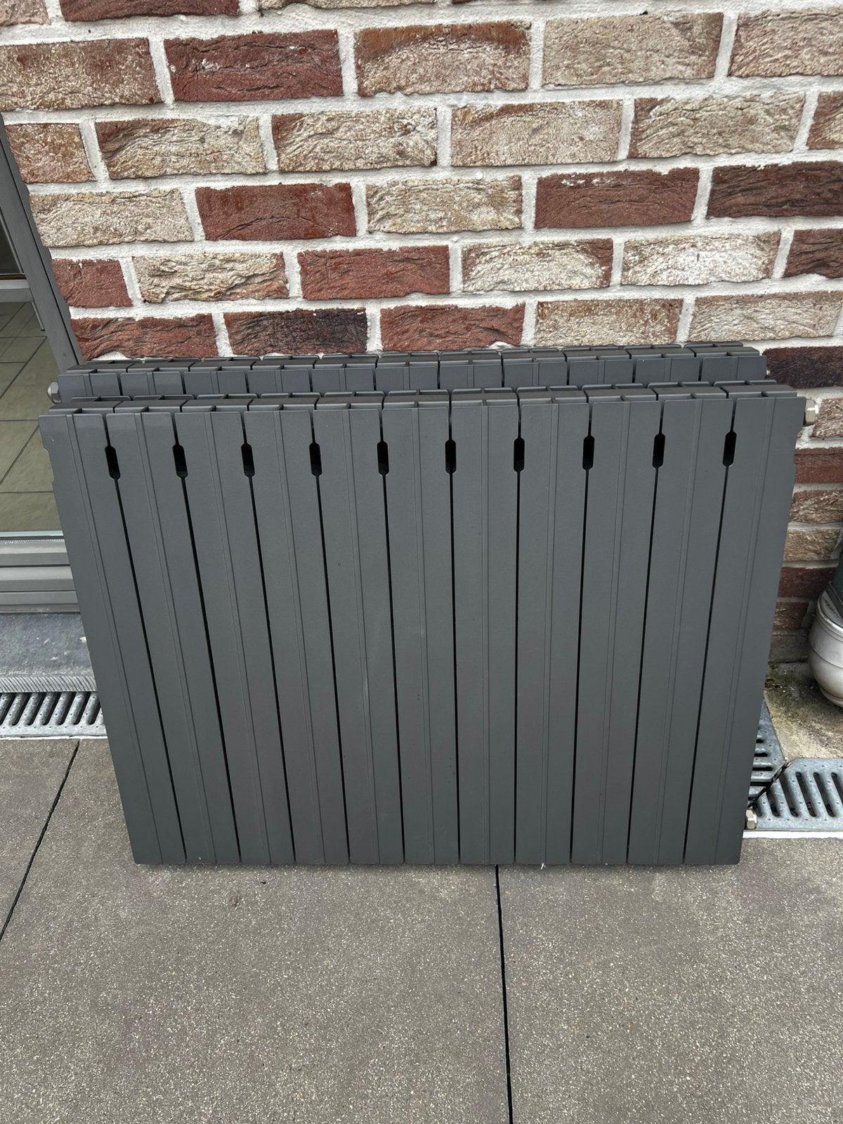 Radiateur van gegoten aluminium, Doe-het-zelf en Bouw, Ophalen, Zo goed als nieuw, Radiator