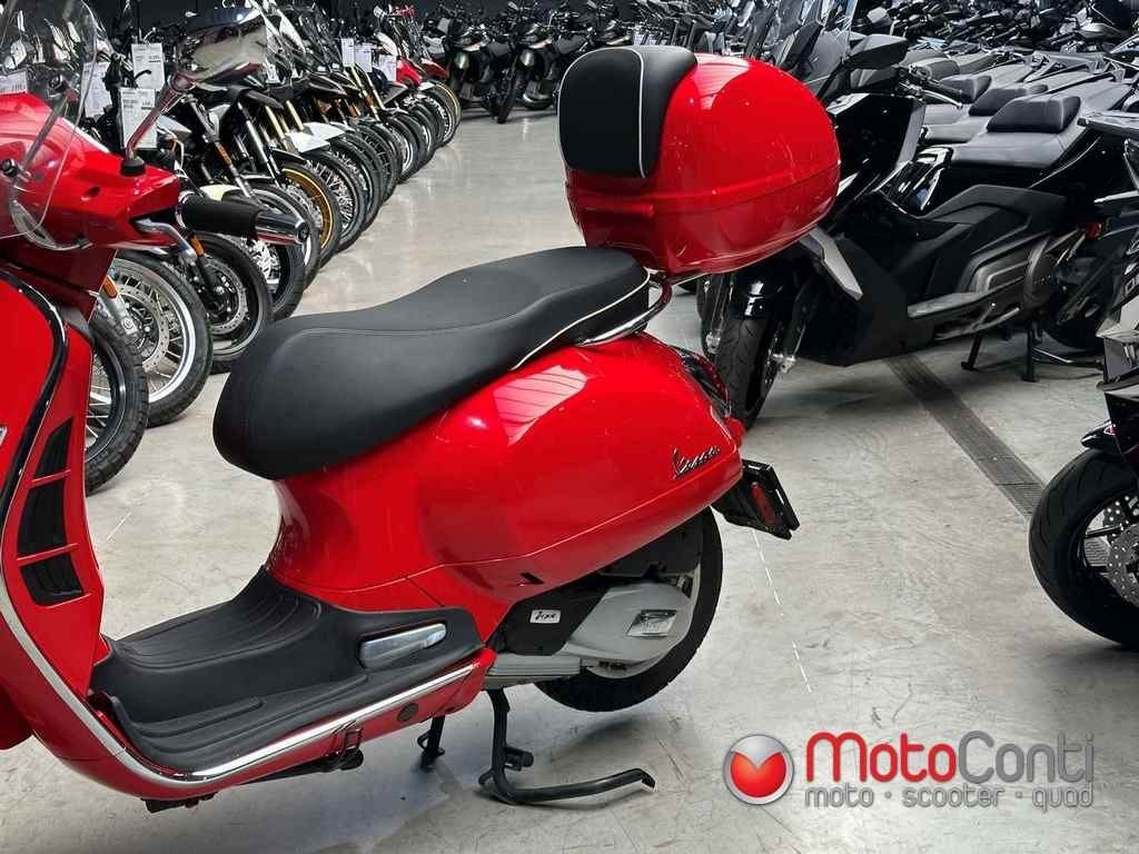Vespa GTS 125 Super ABS 2026 [8312 km], Ophalen, Vespa S, 125 cc, Zo goed als nieuw