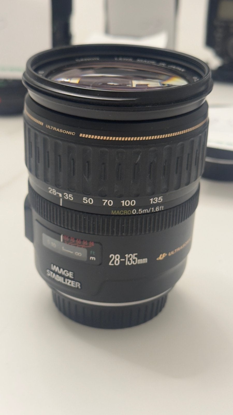 Canon 28-135mm 1:3.5-5.6 is zoom lens, Ophalen of Verzenden, Zo goed als nieuw, Canon, Zoom