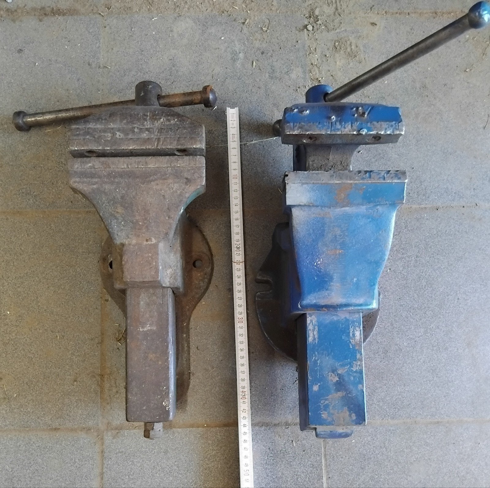 2 gros étaux professionnels, Bricolage & Construction, Enlèvement