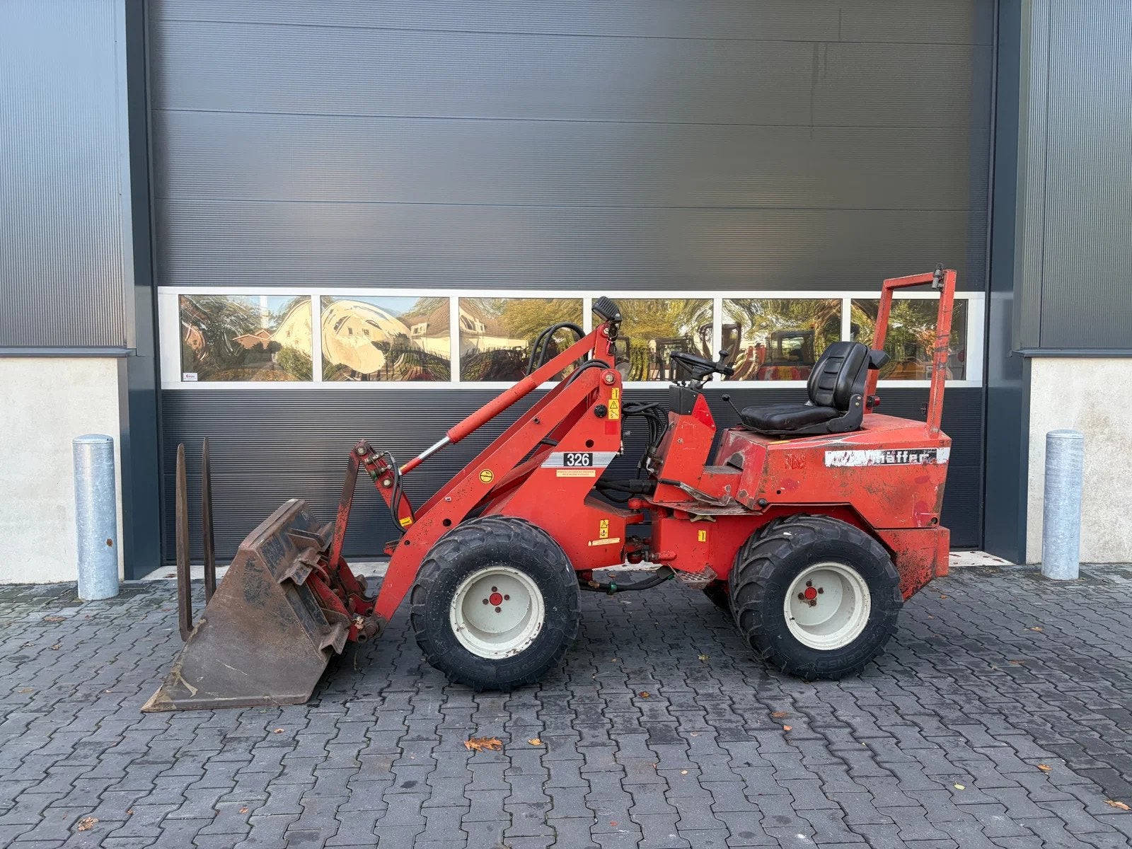 Schäffer 326 minishovel/shovel (bj 1997), Wiellader of Shovel