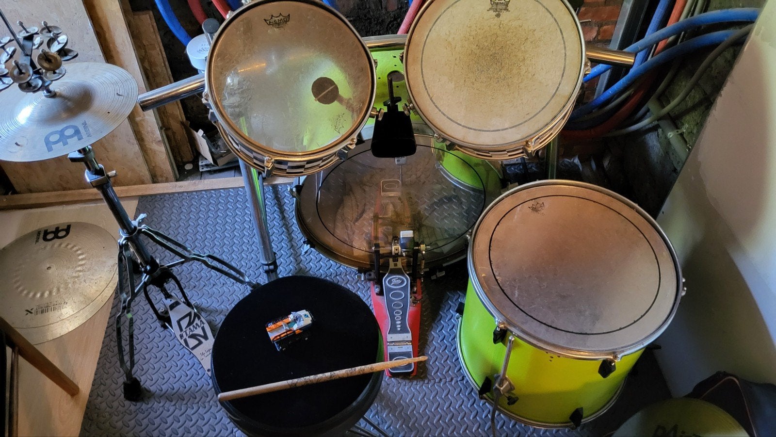 Drumstel met veel accesoires, Musique & Instruments, Batteries & Percussions, Enlèvement, Utilisé, Autres marques