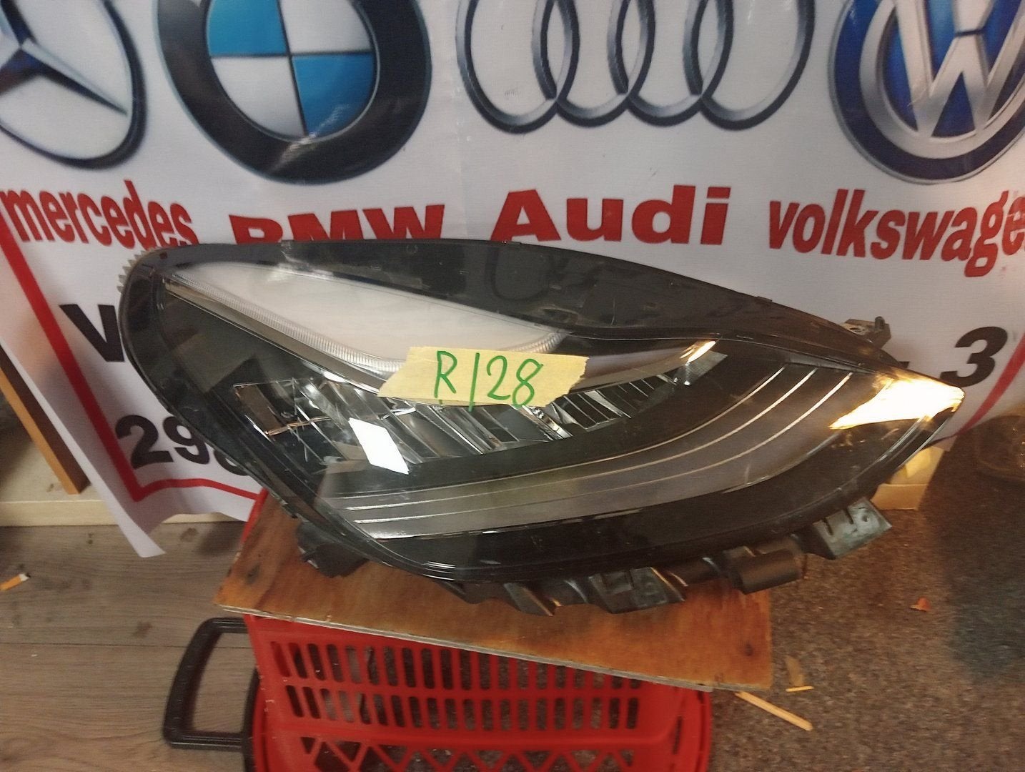 Tesla Model 3 Y 2017-2022 LED Rechts F00HTE701609, -, Utilisé, Autres marques automobiles, -