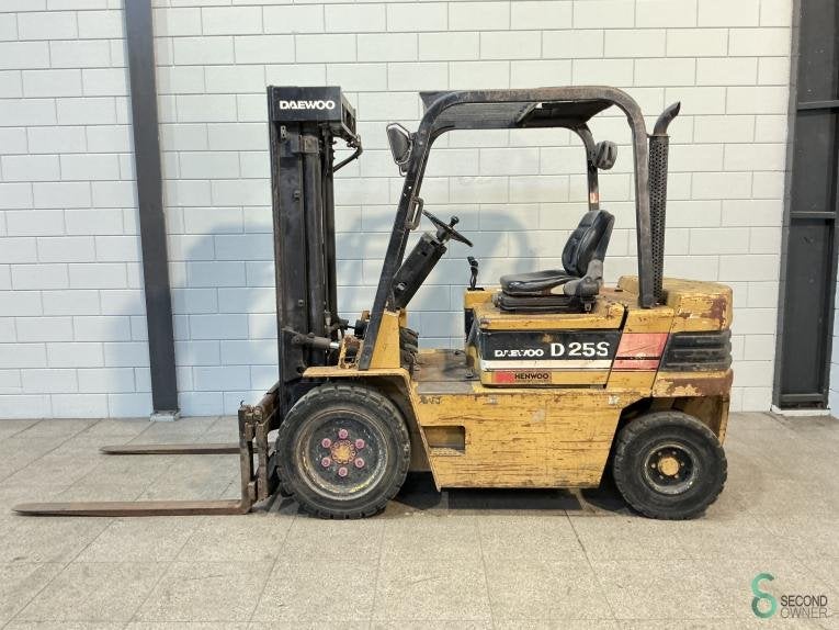 Daewoo D25S, 2000 à 3000 kg, Diesel, Chariot élévateur, Daewoo