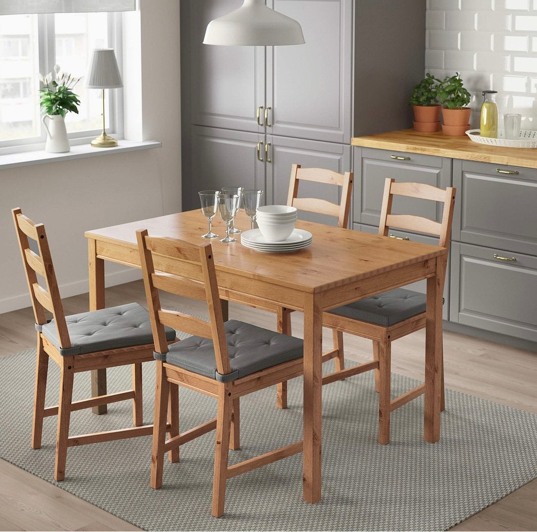 IKEA JOKKMOKK Table + 4 chaises en pin massif - Neuf emballé, Enlèvement, Neuf, Pin