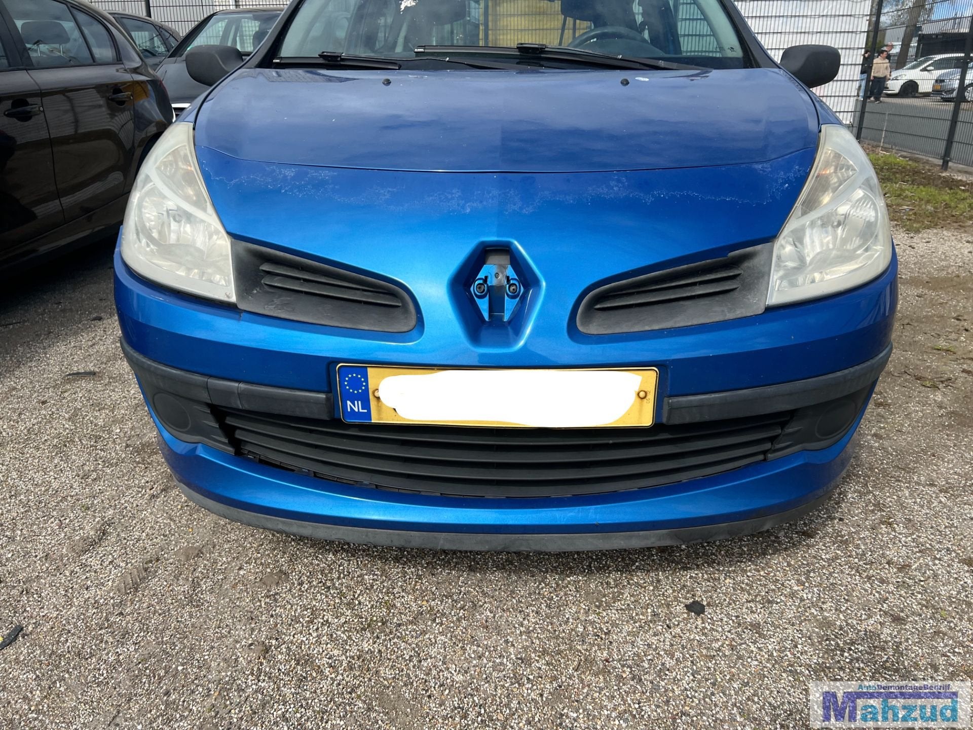 Pare-chocs avant bleu TEI45 pour Renault Clio 3 (2005-2010), Renault Group, Contact.group@renault.com, Pare-chocs, Renault