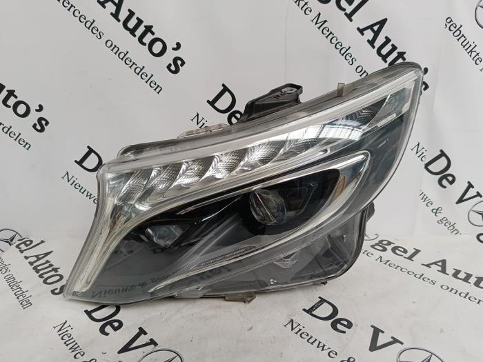 Koplamp links van een Mercedes V-Klasse, Gebruikt, -, Ophalen of Verzenden, -