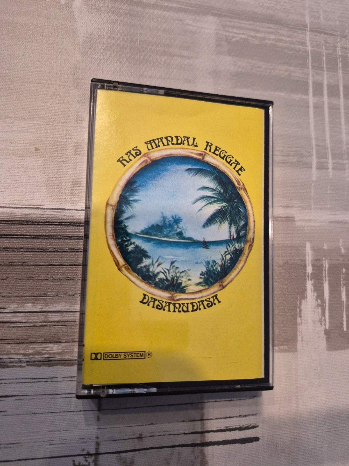 Dasanudasa ; cassette de reggae Ras Mandal, Enlèvement ou Envoi
