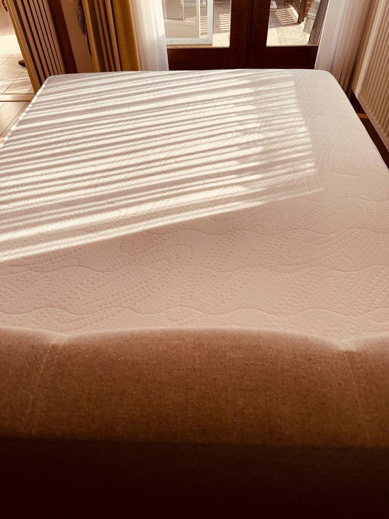 Bed / boxspring van Janssen, Gris, Tissu, Neutraal, Comme neuf