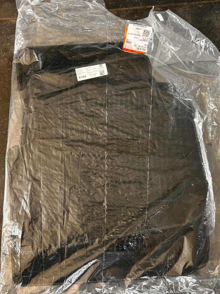 Kit Tapis sol Tiguan, Enlèvement ou Envoi, Comme neuf
