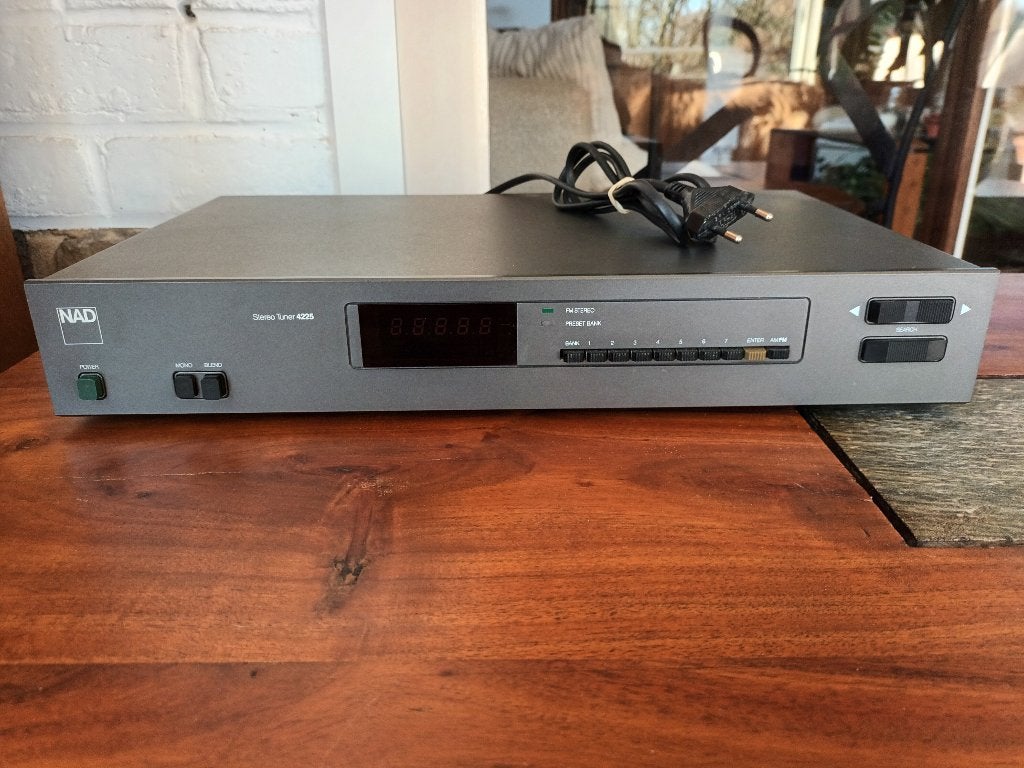 Tuner NAD 4225, TV, Hi-fi & Vidéo, Enlèvement, Comme neuf