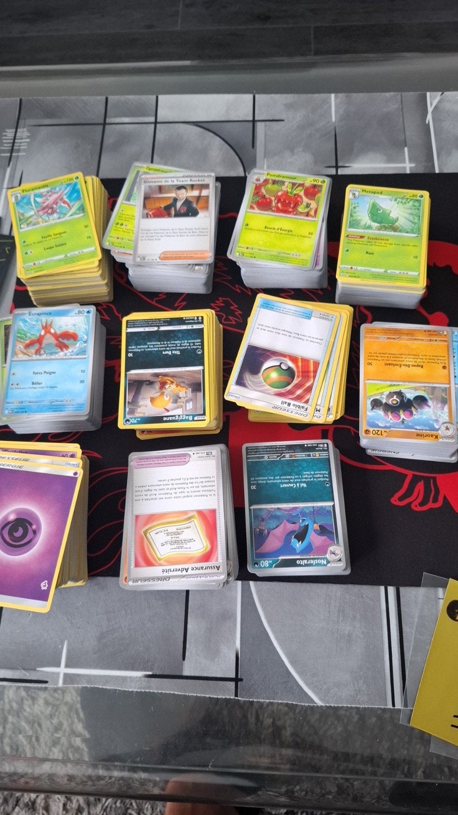 Lot carte pokemon, Hobby & Loisirs créatifs