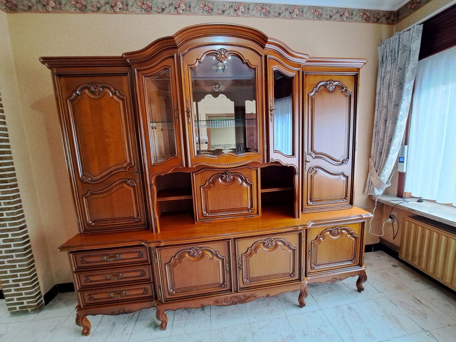 Vitrine armoire de salon, Enlèvement, Comme neuf