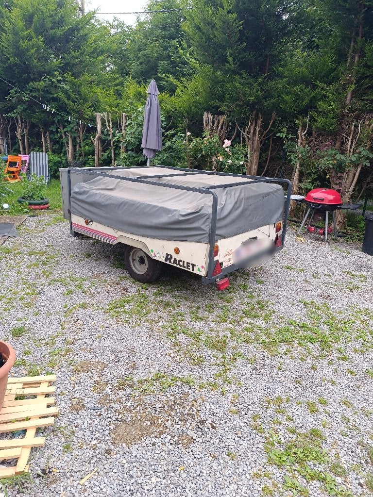 Remorque caravane raclet, Présent, Jusqu'à 6, Raclet, Gris clair