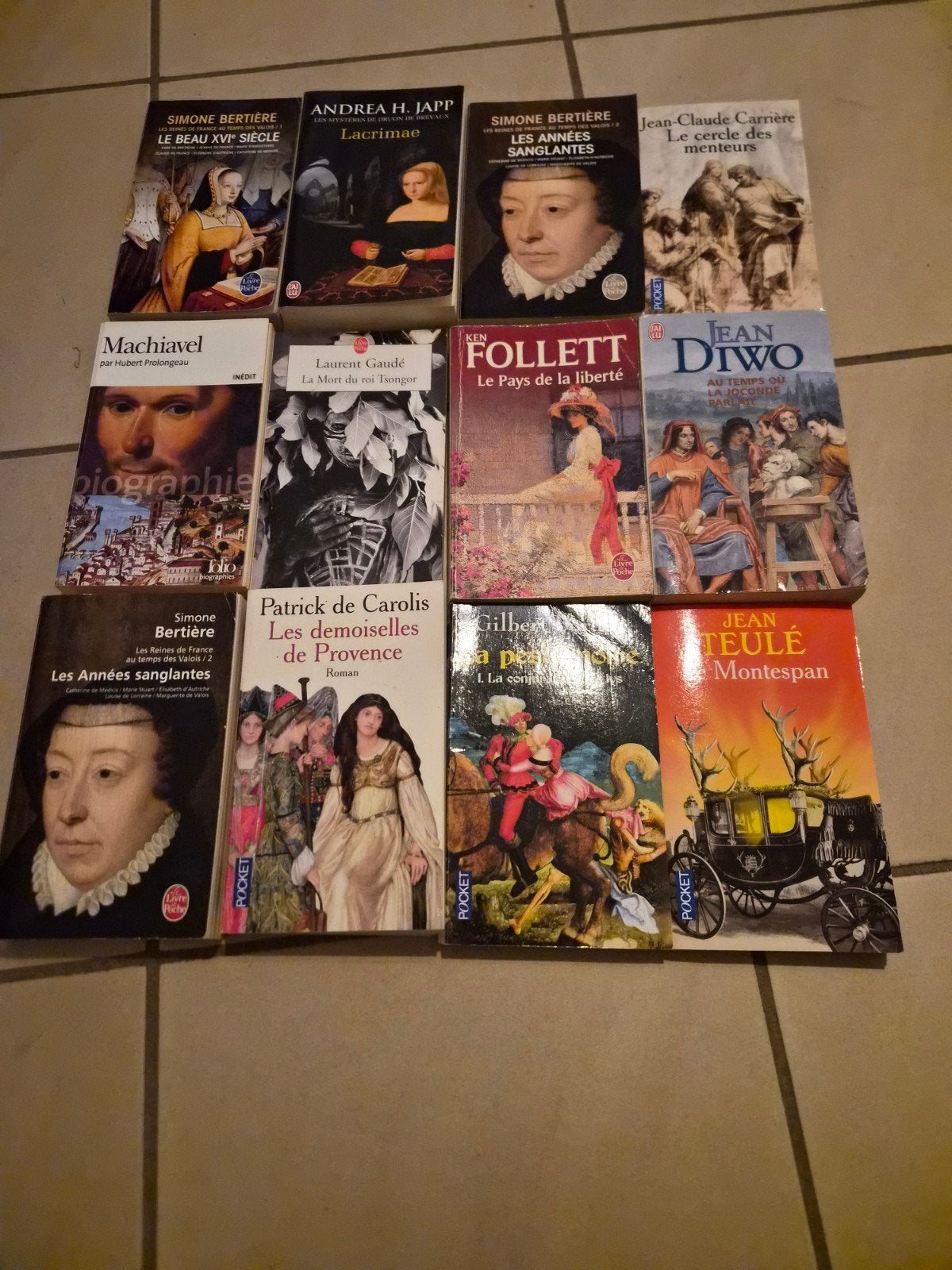 IMPORTANT LOT DE PLUS DE 50 LIVRES HISTORIQUES, ROMANS ET BI, Enlèvement, Utilisé