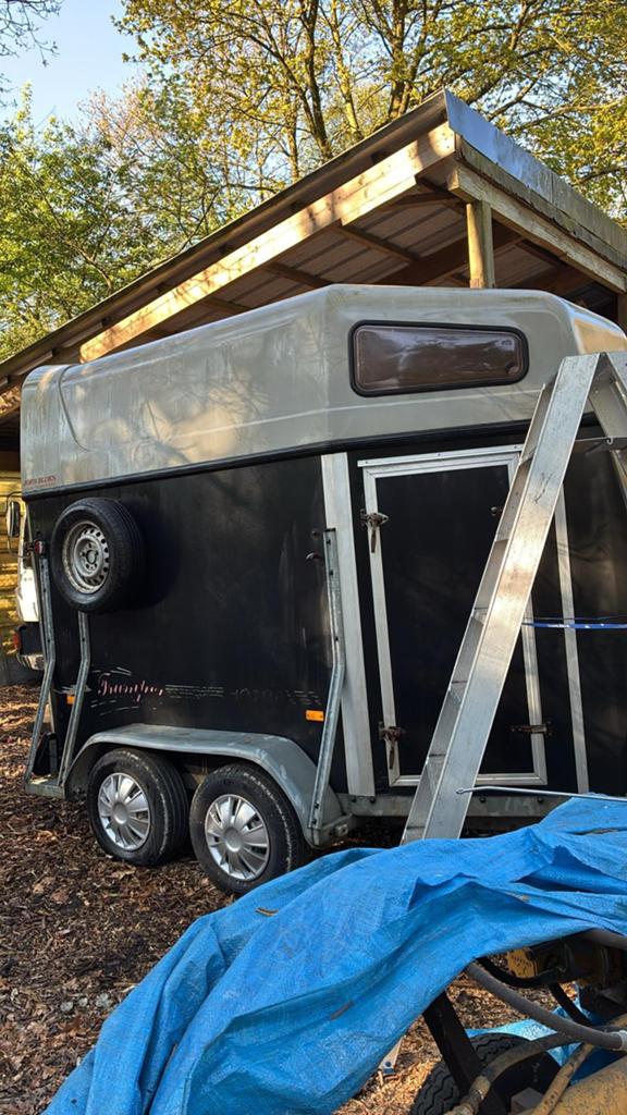 paarden remork, Van, trailer, 2 paarden, zadelkamer, Dieren en Toebehoren, Ophalen