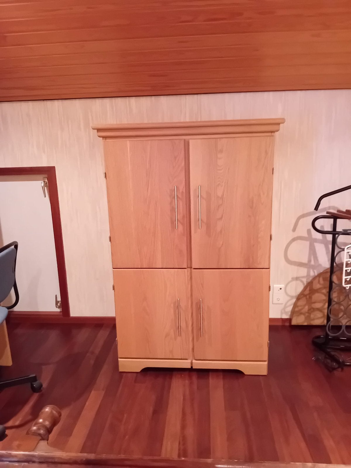 Computerkast, Huis en Inrichting, Ophalen, Zo goed als nieuw