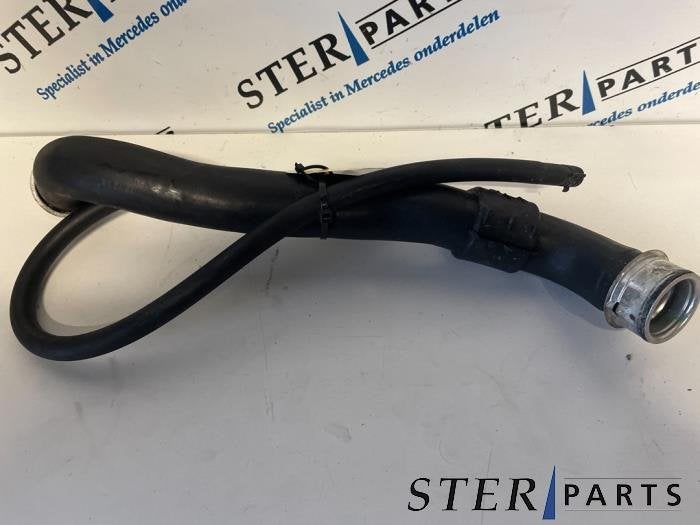Radiateurslang van een Mercedes E-Klasse, Gebruikt, -, Ophalen of Verzenden, -