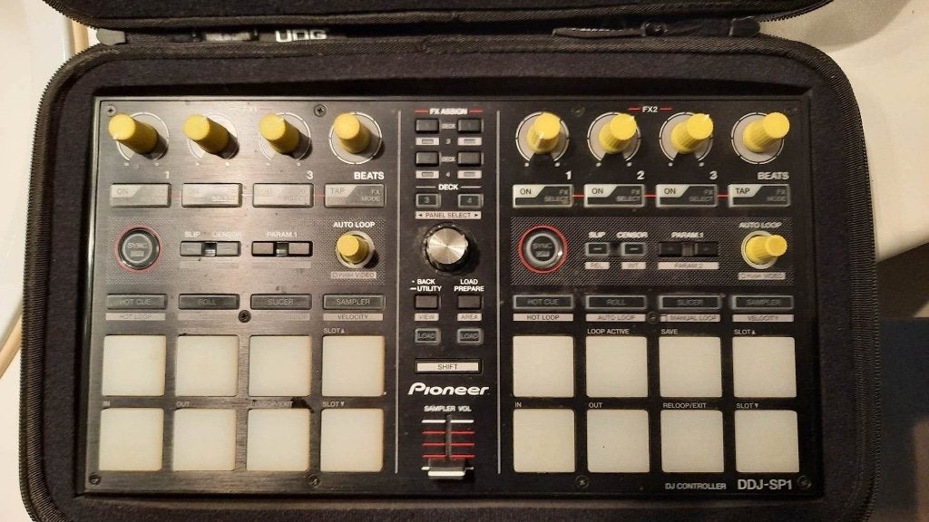 Pioneer Dj sp 1 + STAND AND CASE, Musique & Instruments, Enlèvement ou Envoi