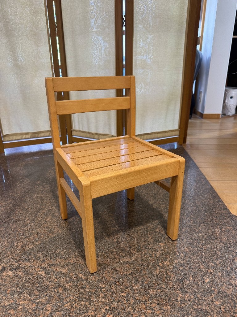 Chaise pour enfant en bois — design vintage/classique, Enlèvement, Comme neuf, Chaise(s)