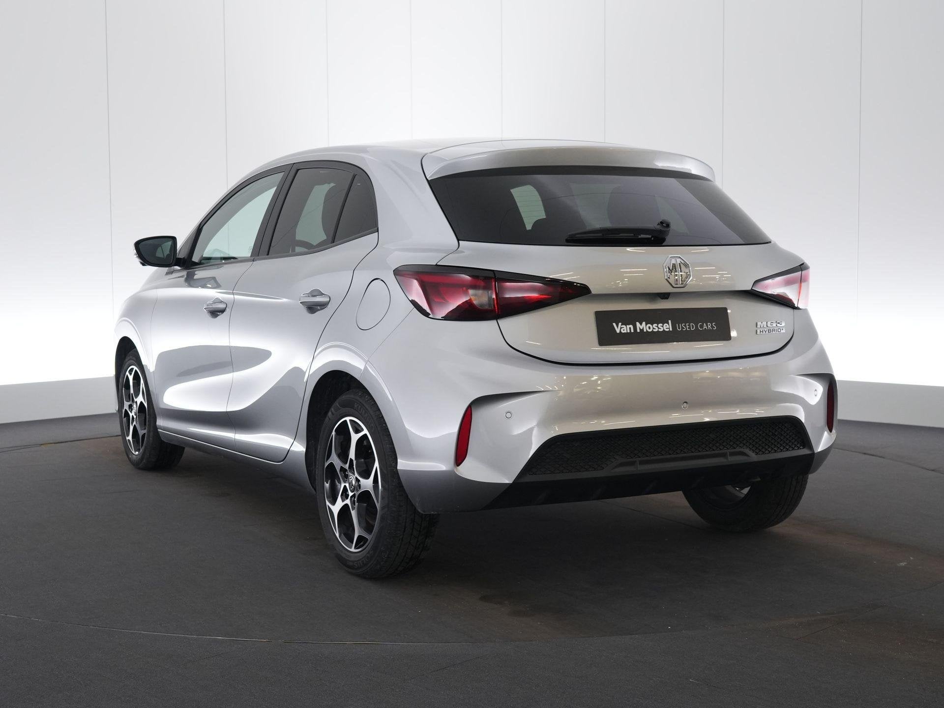 MG MG3 Hybrid+ Luxury (automatique), Autos, MG, Argent ou Gris, Achat, 143 kW, Entreprise
