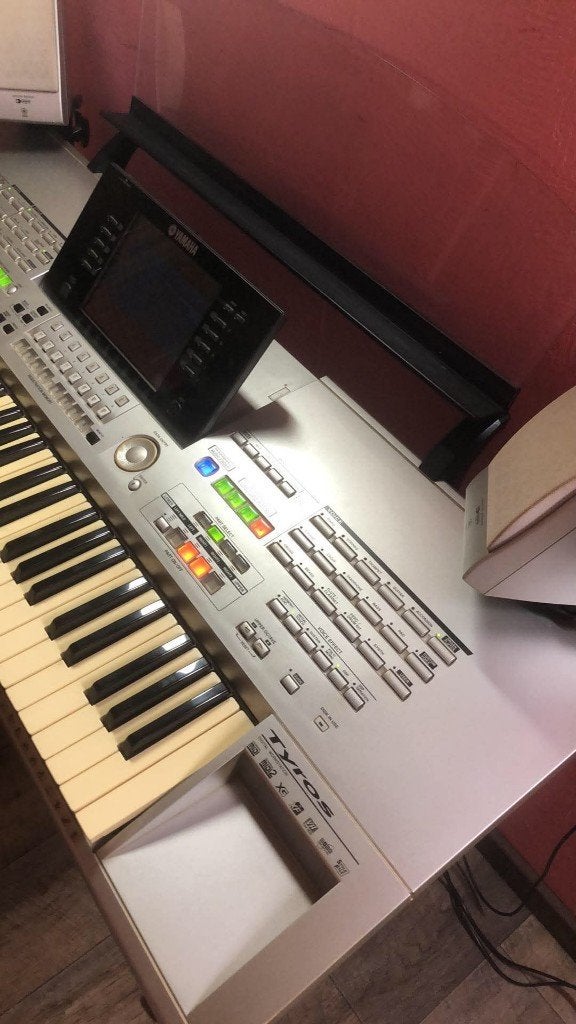 vend Yamaha tyros, Connexion MIDI, Yamaha, Enlèvement, Utilisé