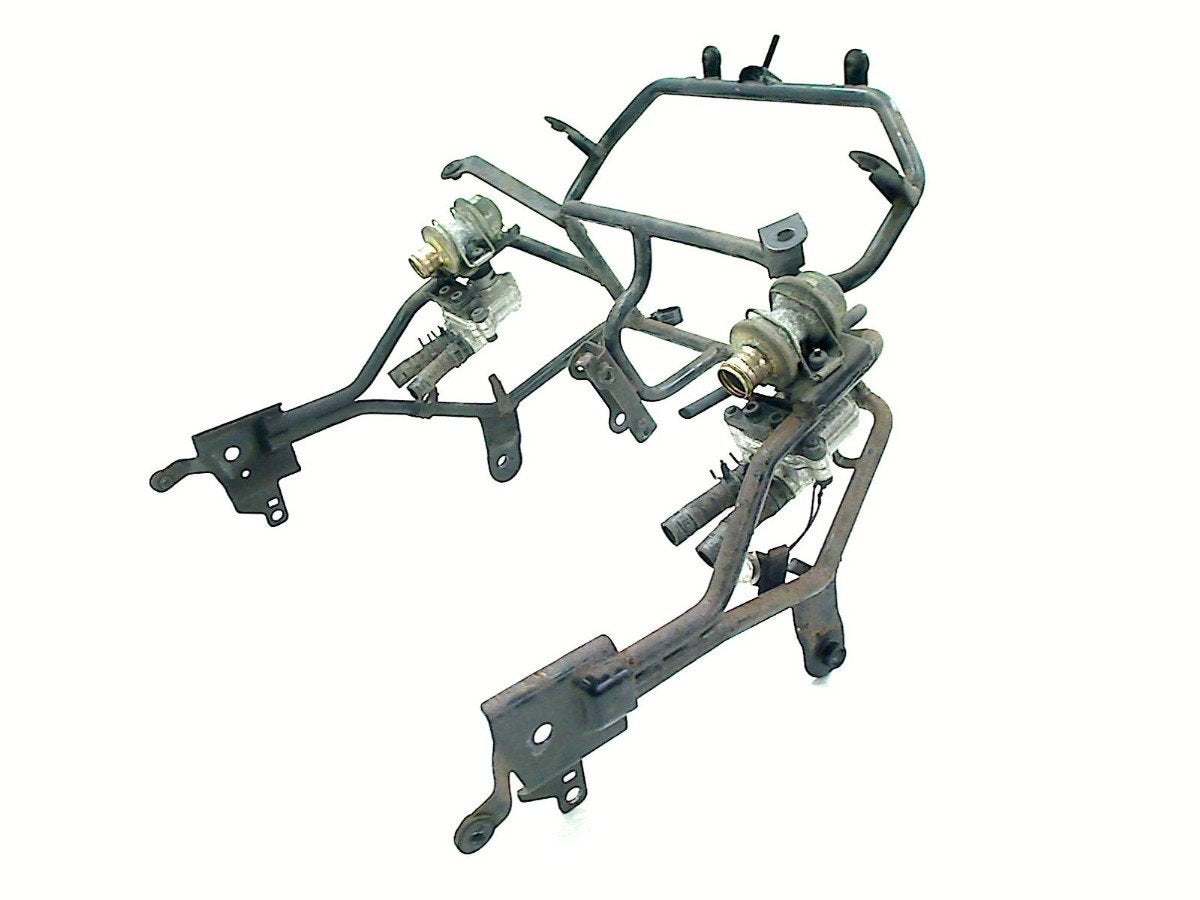 CARENAGE SUPPORT (UPPER) Yamaha, Yamaha Motor Europe N.V., Utilisé, Customersupport@yamaha-motor.co.uk, Koolhovenlaan 101
1119 NC  Schiphol-Rijk, NL