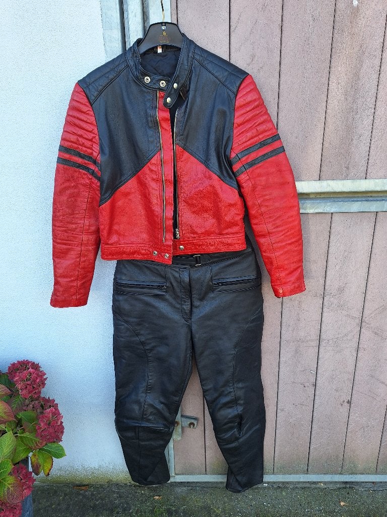 lederen motorjas en broek, Seconde main, Enlèvement ou Envoi, Femmes, Richa