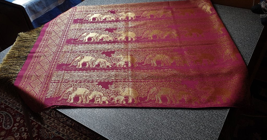 Afrikaans tafelkleed, Maison & Meubles, Nappe, Enlèvement ou Envoi, Comme neuf, Rectangle