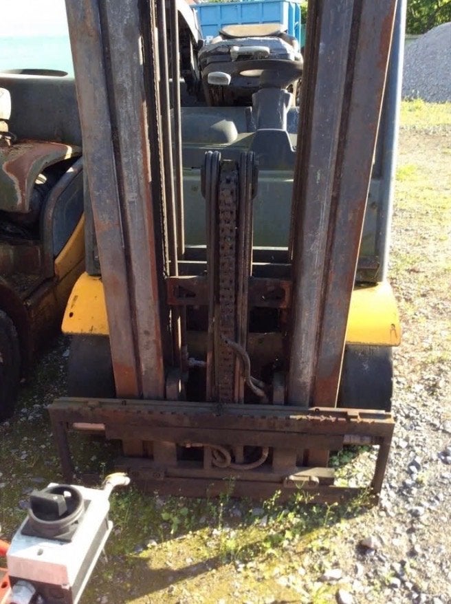 Heftrucks voor onderdelen mast of afbraak, Enlèvement