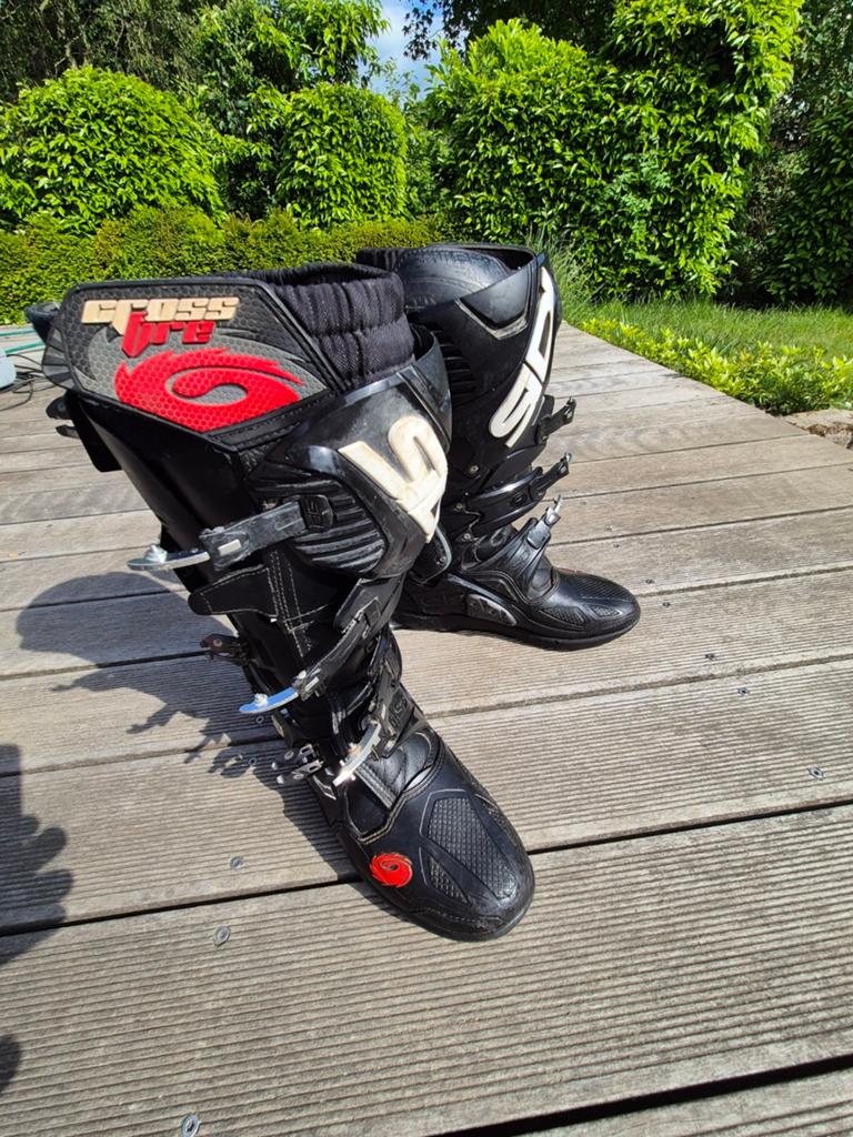 Sidi Crossfire maat 46 met kniebescherming, Motoren, Kleding | Motorkleding, Ophalen, Heren, Laarzen, Tweedehands